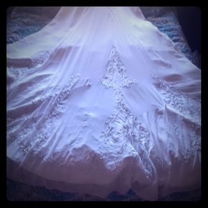 Wedding dress